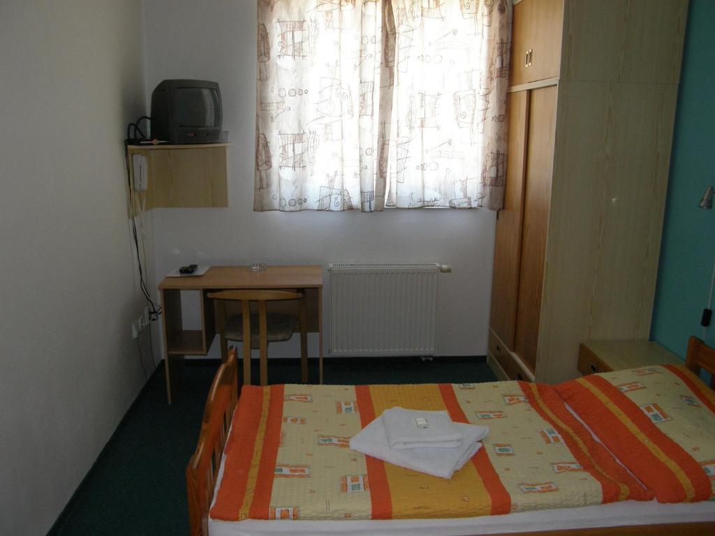 Hotel Filip Ceske Budejovice Cameră foto